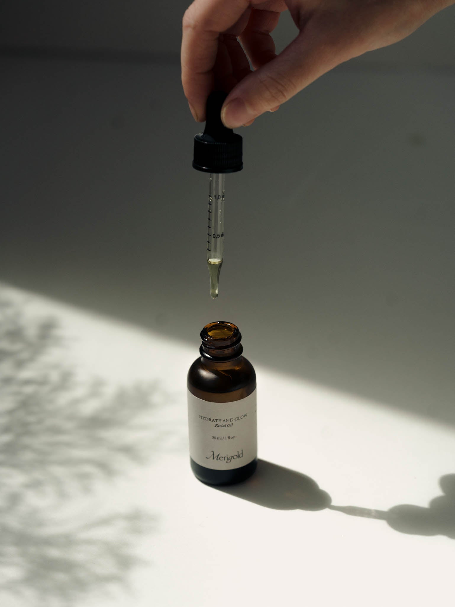 Face Oil vs Moisturizer Merigold